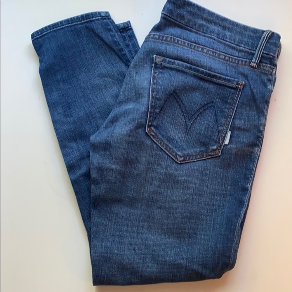 The Looker Crop